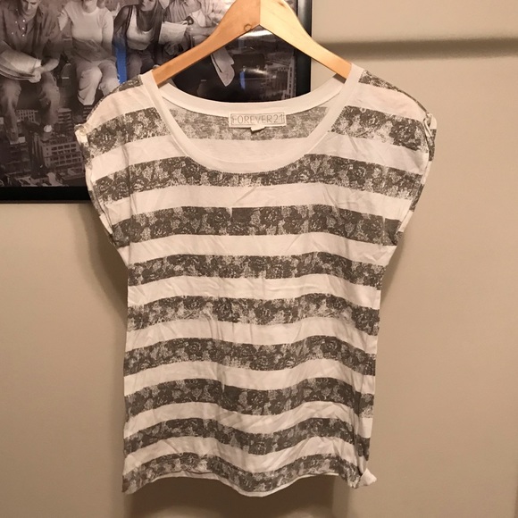 Forever 21 Tops - Forever 21 Tee with Lace Print Stripes